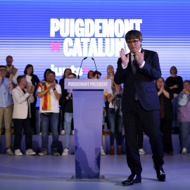 Carles Puigdemont, líder de Junts per Catalunya, y uno de los potenciales beneficiarios de la ley de amnistía, en un acto electoral en el sur de Francia. REUTERS/Nacho Doce