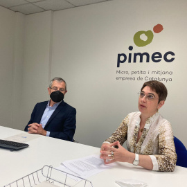 La presidenta d'Autònoms PIMEC, Elisabet Bach i el director de l'Observatori de la PIMEC, Modest Guinjoan.