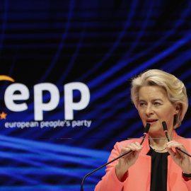 La presidenta de la Comisión Europea, Ursula von der Leyen, interviene en el XVI Congreso Económico Europeo en el Centro Internacional de Congresos de Katowice (Polonia)