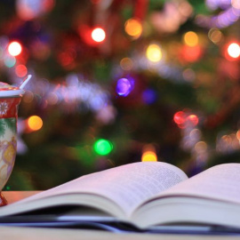 ¡Pasa página!: Lecturas para leer junto a la chimenea ambientadas en Navidad