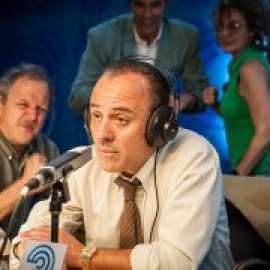 Javier Gutiérrez: "La serie 'Reyes de la noche' no habla sólo de la rivalidad de dos 'popes' del periodismo deportivo"