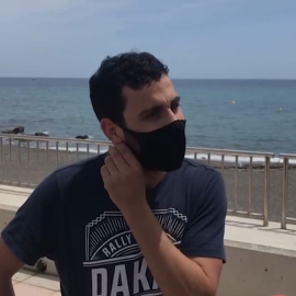 El desgarrador testimonio de Yassim, el joven que ha salvado la vida a un hombre de 27 años que habría intentado suicidarse en la playa del Tarajal