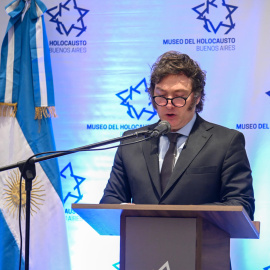 Javier Milei en una rueda de prensa del Museo del Holocausto.