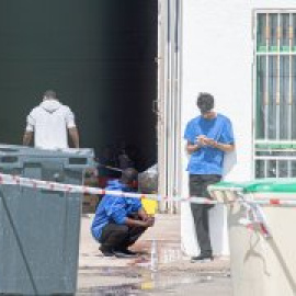 Mafias, miedo y recursos insuficientes: la tragedia en la que viven los migrantes que llegan a Canarias