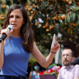 La ministra de Derechos Sociales, Ione Belarra, durante la presentación de su candidatura a la secretaría general de Podemos en València.