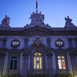 Vistas de la fachada de la sede del Supremo, a 21 de diciembre de 2023, en Madrid (España).