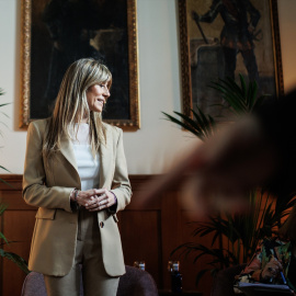 La directora de la Cátedra Extraordinaria de Transformación Social Competitiva de la UCM, Begoña Gómez, interviene en la mesa redonda 'La igualdad no puede esperar', en el Ateneo de Madrid, a 10 de marzo de 2023, en Madrid