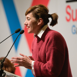 La candidata de Sumar a la Presidencia de la Xunta, Marta Lois, en acto de campaña, en el Palacio da Ópera de A Coruña.