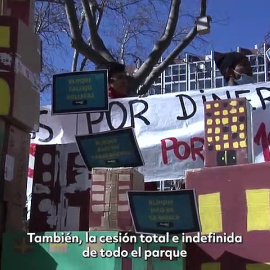 VÍDEO | Protesta en cinco ciudades para que las viviendas de la Sareb sean públicas indefinidamente