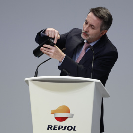 El consejero delegado de Repsol, Josu Jon Imaz, durante la presentación del plan estratégico y los de resultados de la petrolera de 2023, en su sede en Madrid. EFE/ Mariscal