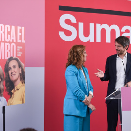 El portavoz de Sumar, Ernest Urtasun, y la candidata a las europeas Estrella Galán durante un acto en Madrid.