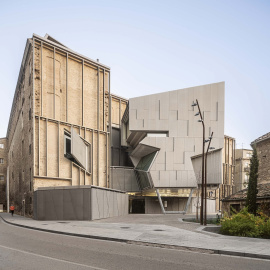 El Museu del Barroc de Catalunya s'ubica al barri de les Escodines, a tocar del centre històric