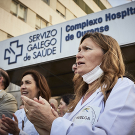 Sanitarios gallegos manifestándose por unas condicionales laborales dignas.