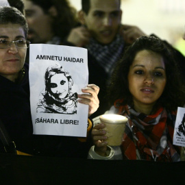 ARCHIVO. Manifestación por Aminetu Haidar en la Puerta de Sol.