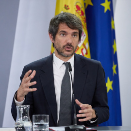 El ministro de Cultura, Ernest Urtasun, durante una rueda de prensa posterior a la reunión del Consejo de Ministros, en el Palacio de la Moncloa, a 11 de junio de 2024, en Madrid (España).