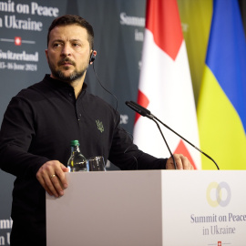 15 de junio de 2024.El presidente Zelenski en una conferencia durante la cumbre de paz, celebrada este 15 de junio.