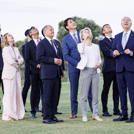 Los integrantes del G7 y la presidenta de la Comisión Europea, Ursula von der Leyen, reunidos en el sur de Italia, a 13 de junio de 2024.