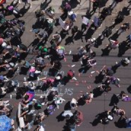 Miles de mujeres se manifiestan para reclamar justicia feminista en El Salvador