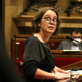 La diputada de la CUP Eulàlia Reguant durant el debat de les esmenes a la totalitat dels pressupostos de la Generalitat.