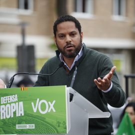 El secretario general y candidato de VOX a las elecciones catalanas del 12 de mayo, Ignacio Garriga, durante un mitin de VOX, en la plaza de la Constitución, a 28 de abril de 2024, en Tarragona, Catalunya (España).