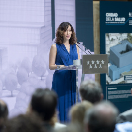 La presidenta de la Comunidad de Madrid, Isabel Díaz Ayuso, interviene durante la presentación del nuevo proyecto Ciudad de la Salud de la Comunidad de Madrid, en la Real Casa de Correos