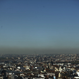 Imagen de archivo de la boina de contaminación de Madrid.