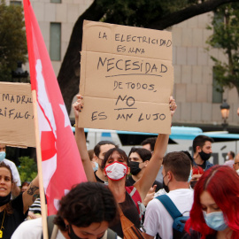 Protesta en contra de la pujada del preu de la llum.