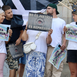 Dos dels nois amnistiats del col·lectiu 'Tres de Granollers'