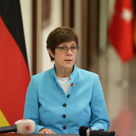 Imagen de archivo de la ministra de Defensa de Alemania, Annegret Kramp-Karrenbauer. - REUTERS