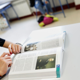 Una alumna durante una clase de Historia a 8 de junio de 2020.