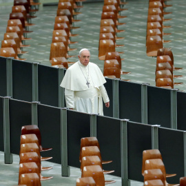 El Papa Francisco se reúne con niños asistidos por voluntarios del instituto de Santa Marta, en el Vaticano