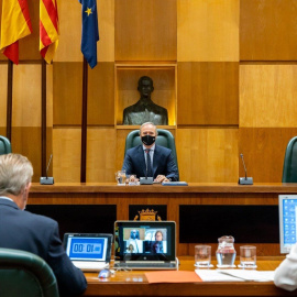 El alcalde de Zaragoza, Jorge Azcón, en un pleno municipal