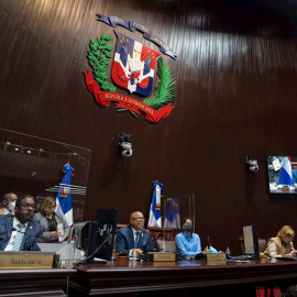 21/12/2021 Miembros de la Cámara de Diputados dominicana asisten a una sesión para votar de nuevo el Código Penal