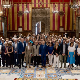 Foto de família durant la presentació del nou Pla estratègic de ciència i innovació de l'Ajuntament de Barcelona