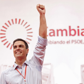 El presidente del Gobierno, Pedro Sánchez, al ser nombrado secretario general del PSOE en julio de 2014.