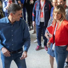 El presidente del Gobierno de España, Pedro Sánchez, y su esposa, Begoña Gómez, en una imagen de archivo.