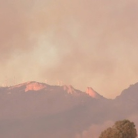 El incendio en el Monte Yerga, en La Rioja, sigue activo y sin controlar