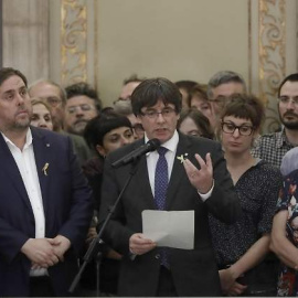 Los principales artífices del procés tras declarar la DUI en el Parlament | EFE