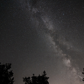 12/08/2024 Lluvia de Perseidas vista desde la Sierra de Guadarrama, a 12 de agosto de 2024, en Buitrago de Lozoya, Madrid.