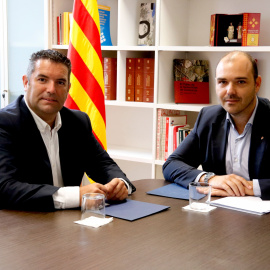 El nou secretari de governs locals i relacions amb l'Aran, Xavier Amor, reunit amb el conseller de Presidència, Albert Dalmau