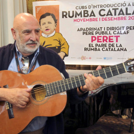 Imagen de archivo del padre de la rumba catalana, Pere Pubill Calaf, Peret. EFE/Toni Albir