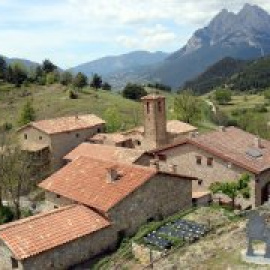 Vuit pobles per fugir de la calor i visitar aquest final d'estiu a Catalunya