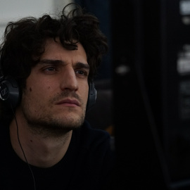 (19/04/2022) El director, guionista y actor, Louis Garrel, en el rodaje de la película.