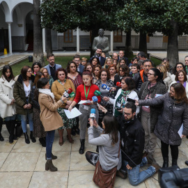 Lectura del manifiesto delante del busto a Blas Infante con la participación de diputados de PSOE y Adelante Andalucía. Europa Press