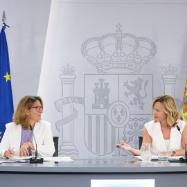 La vicepresidenta tercera, Teresa Ribera, y la ministra portavoz, Pilar Alegría, este martes en Moncloa tras el Consejo de Ministros