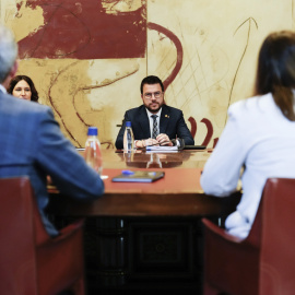 El president de la Generalitat, Pere Aragonès, durante la reunión semanal del Govern que se ha celebrado este 26 de abril en plena polémica por el espionaje telefónico a políticos y activistas catalanes.