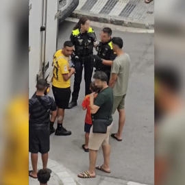 16/08/2024 Captura del vídeo grabado por un vecino de la zona tras el apuñalamiento de varios hombres a Mounir Nasraoui, padre de Lamine Yamal. Foto de archivo.