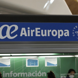 Ventanilla de Air Europa en la Terminal T4 del aeropuerto Adolfo Suárez Madrid-Barajas. E.P./Jesús Hellín