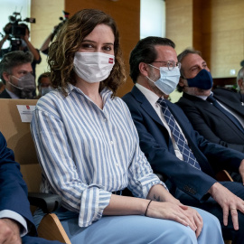 La presidenta de la Comunidad de Madrid, Isabel Díaz Ayuso, durante la presentación de la calculadora interactiva de impuestos, en la Real Casa de Correos, a 18 de abril de 2022, en Madrid (España).