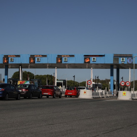 Peaje de la autopista AP-4 Sevilla-Cádiz, gestionada por Abertis. E.P./María José López